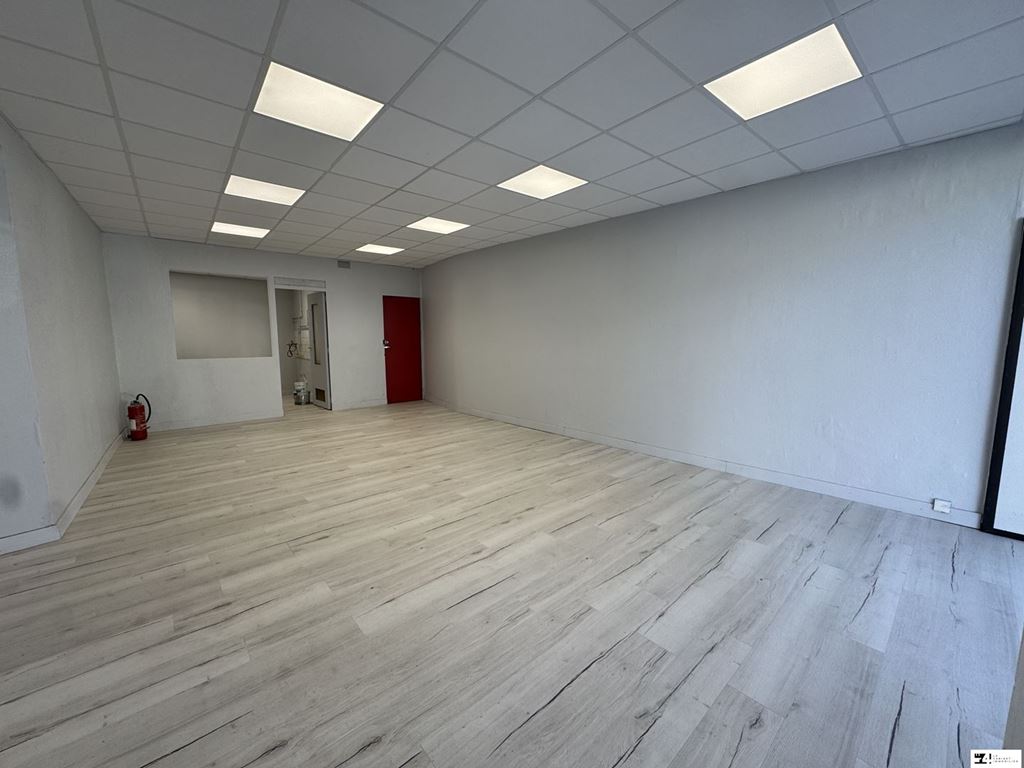 Bail commercial CAZERES (31220) LE 4 LE CABINET IMMOBILIER