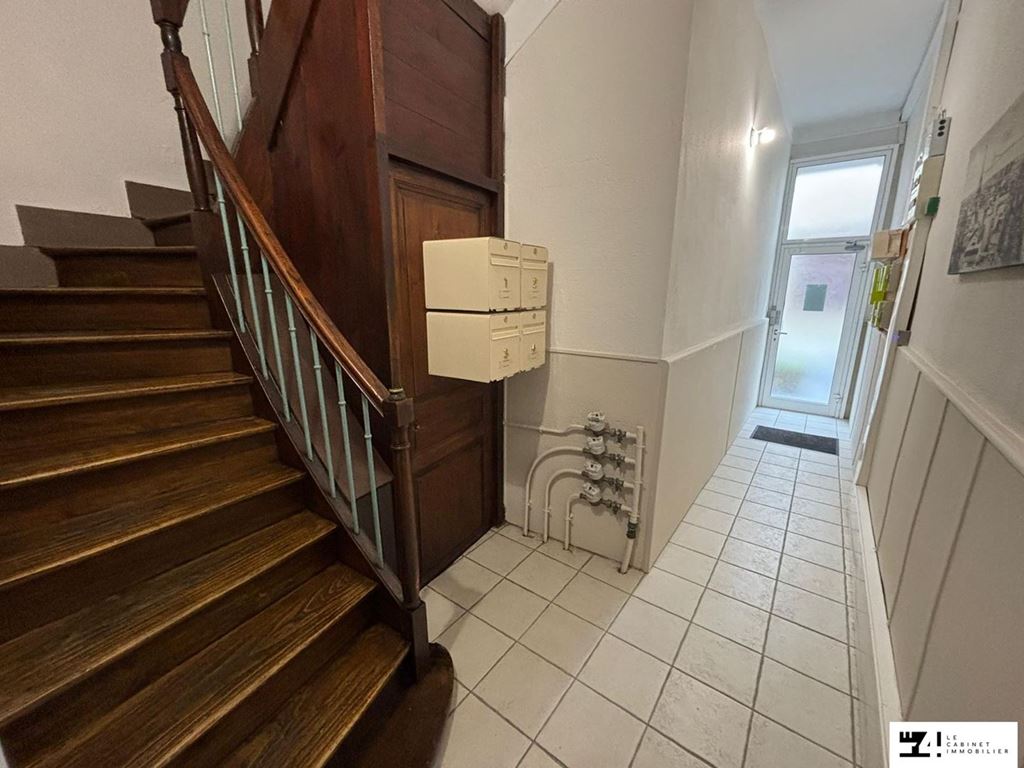 Immeuble CAZERES (31220) LE 4 LE CABINET IMMOBILIER