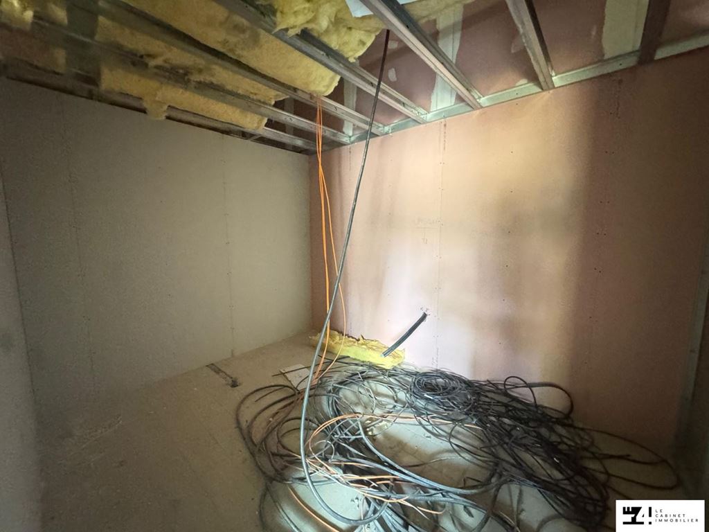 Local commercial MARTRES TOLOSANE (31220) LE 4 LE CABINET IMMOBILIER