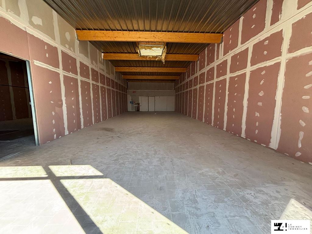 Local commercial MARTRES TOLOSANE (31220) LE 4 LE CABINET IMMOBILIER