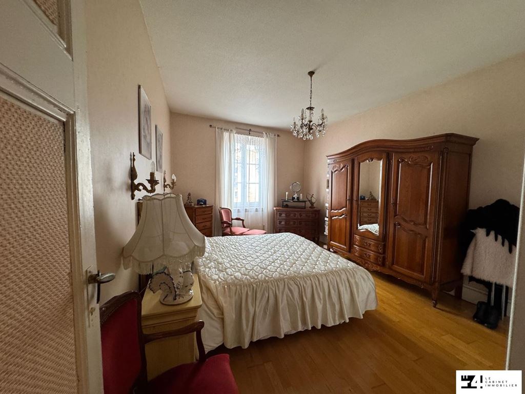 Immeuble CAZERES (31220) LE 4 LE CABINET IMMOBILIER